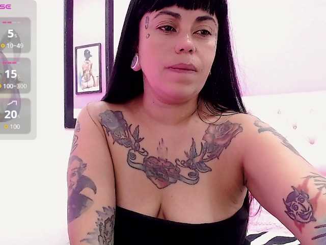 Live sex webcam photo for pamela666 #291303106