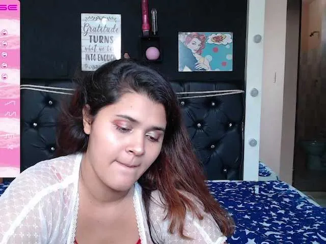 Live sex webcam photo for paola291 #272944990