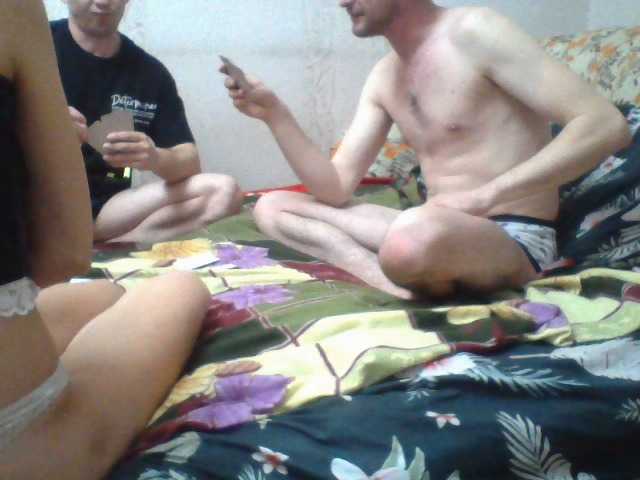 Live sex webcam photo for para343411 #276471492