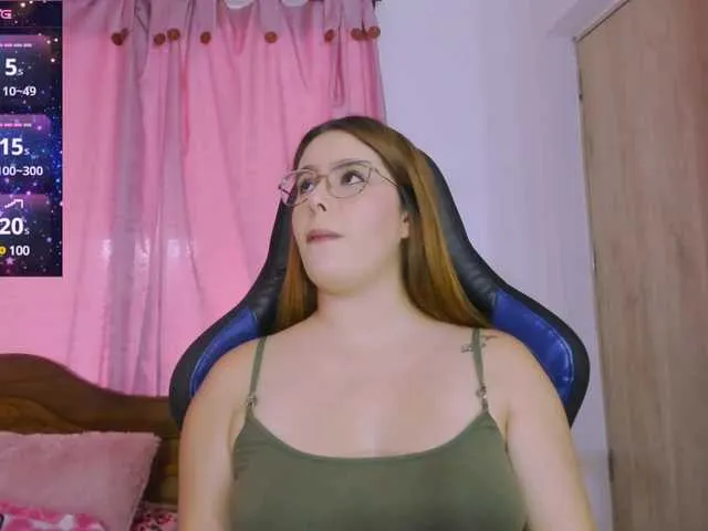 Live sex webcam photo for parisshayk #290535888