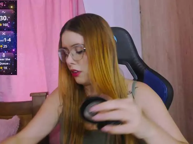 Live sex webcam photo for parisshayk #290583396