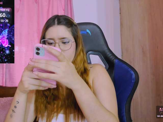 Live sex webcam photo for parisshayk #290733146