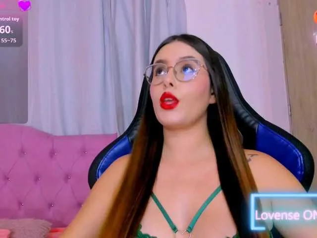 Live sex webcam photo for parisshayk #294096735