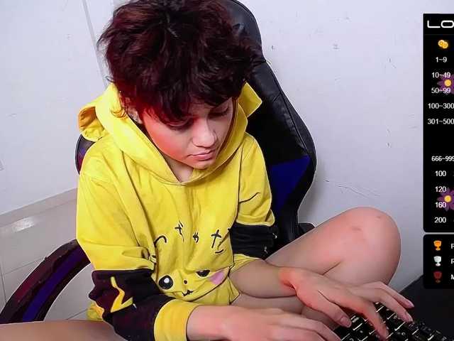 Live sex webcam photo for parkjin #273035317