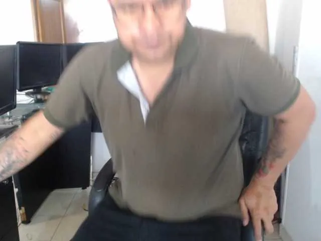 Live sex webcam photo for partycol2 #276955695