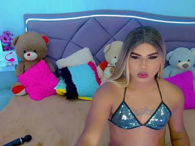Live sex webcam photo for partyduotrans #291945878