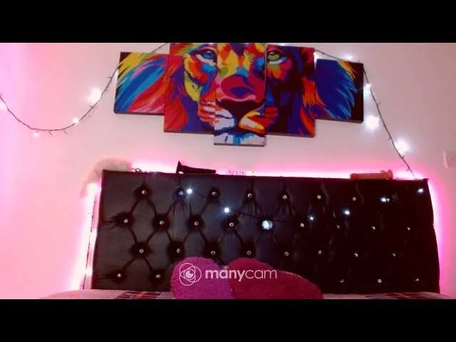 Live sex webcam photo for passionwine #271939356