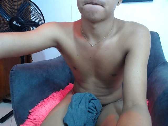 Live sex webcam photo for patrickyoun #276133853