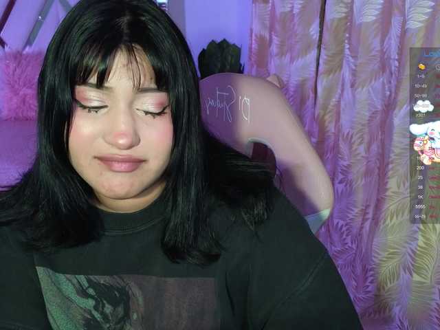 Live sex webcam photo for pau-tay #277654313