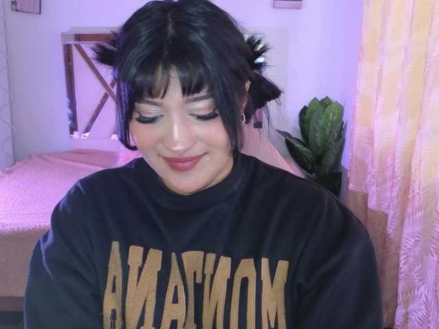 Live sex webcam photo for pau-tay #277670820