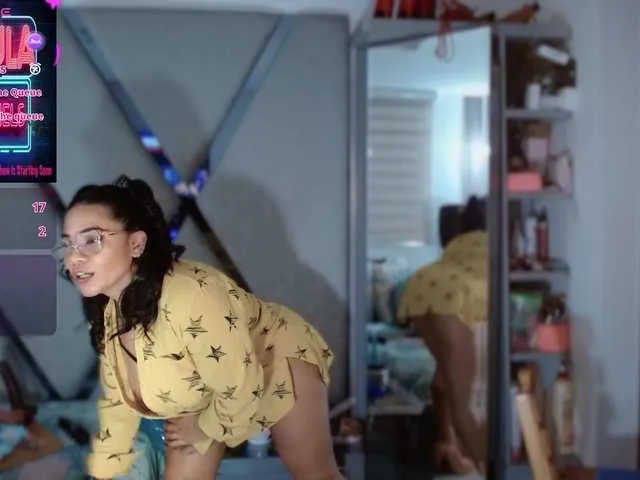 Live sex webcam photo for paula-daniela1 #291497967