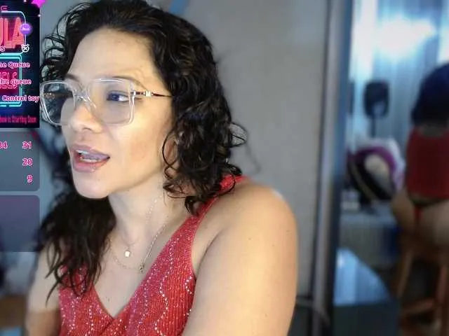 Live sex webcam photo for paula-daniela1 #291573016