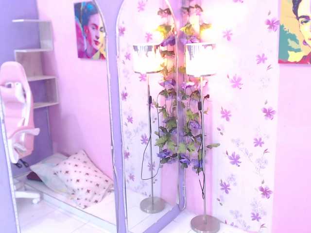 Live sex webcam photo for paula-stonne #273072132