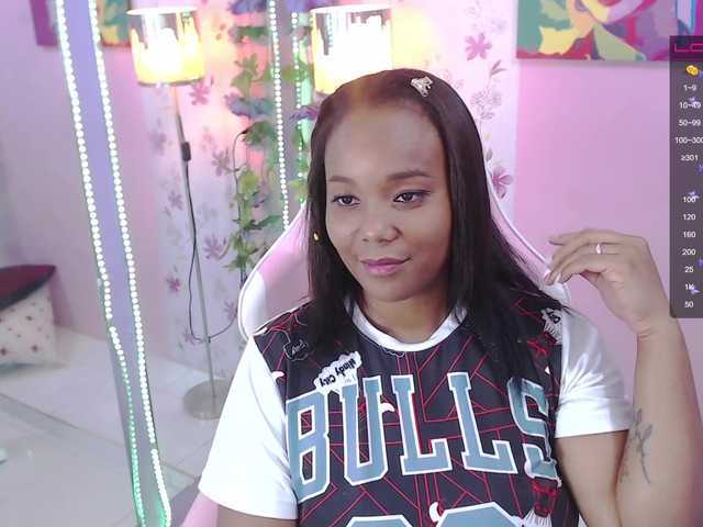 Live sex webcam photo for paula-stonne #273090306