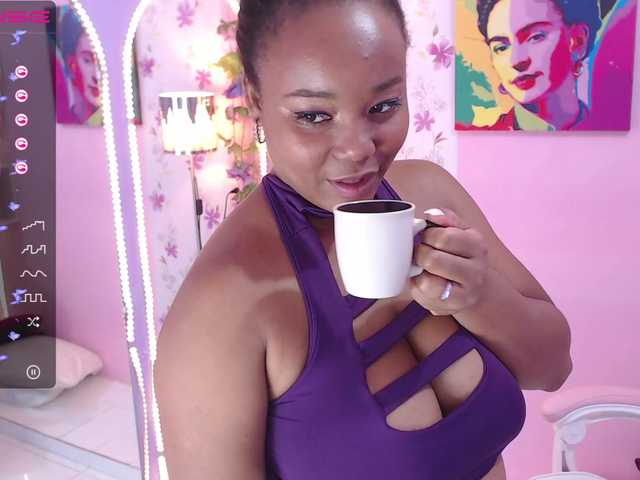 Live sex webcam photo for paula-stonne #273148044