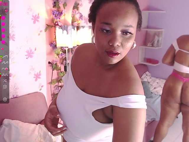 Live sex webcam photo for paula-stonne #273783770