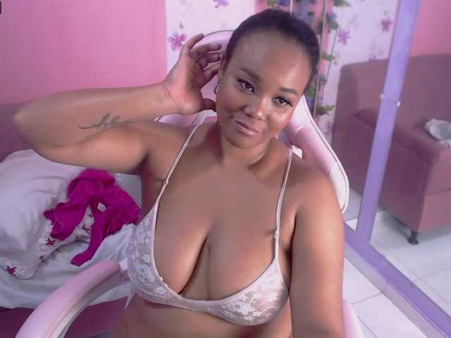 Live sex webcam photo for paula-stonne #274184495