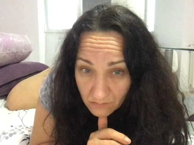 Live sex webcam photo for paula19801 #290807445