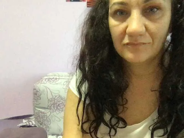 Live sex webcam photo for paula19801 #290976255