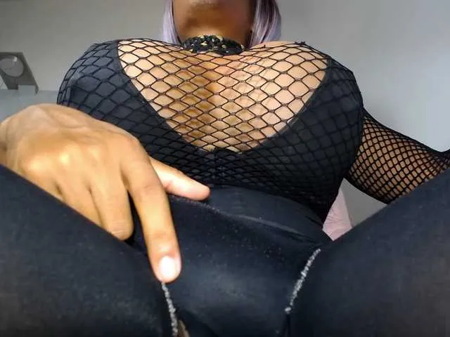 Live sex webcam photo for paulabigcock #292402731