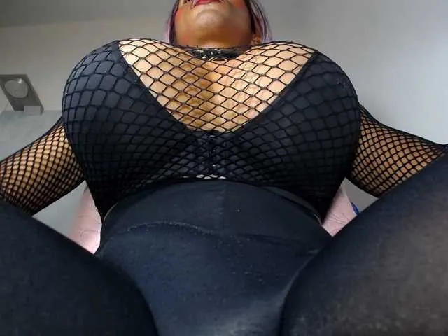 Live sex webcam photo for paulabigcock #292448513