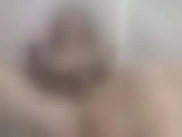 Live sex webcam photo for paulinaco #293428211