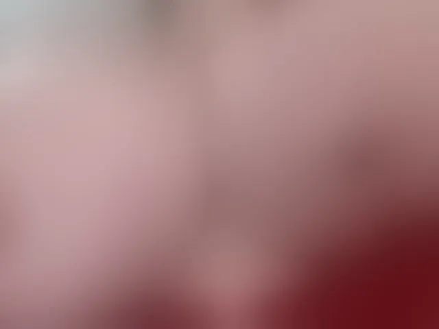 Live sex webcam photo for paulinaco #294086492