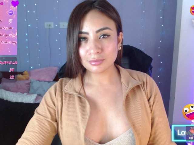 Live sex webcam photo for paulinagalvis2700 #291320438