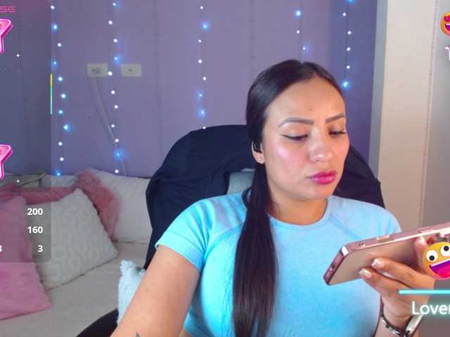 Live sex webcam photo for paulinagalvis2700 #292222503