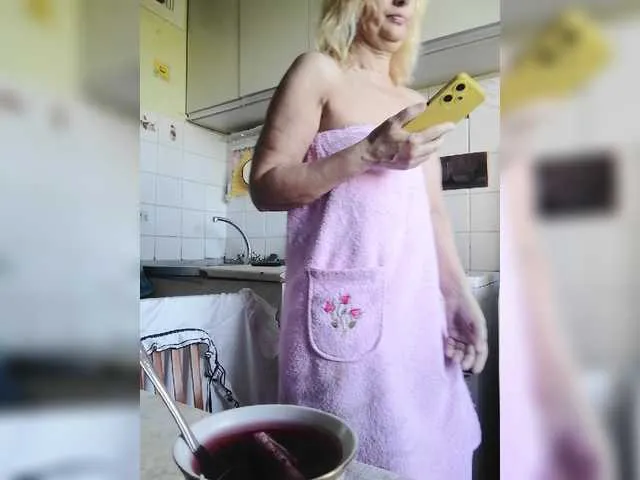 Live sex webcam photo for pautina100 #275486943