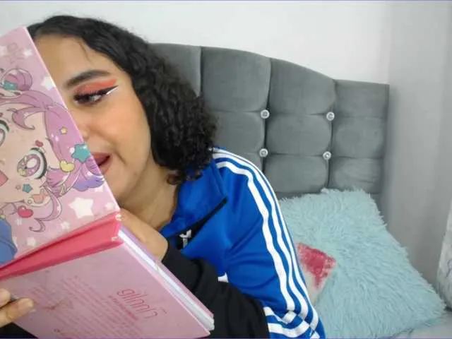 Live sex webcam photo for paytonbailey #290394698