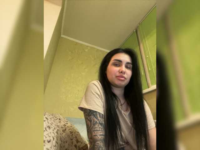 Live sex webcam photo for pe4enka10 #276936808