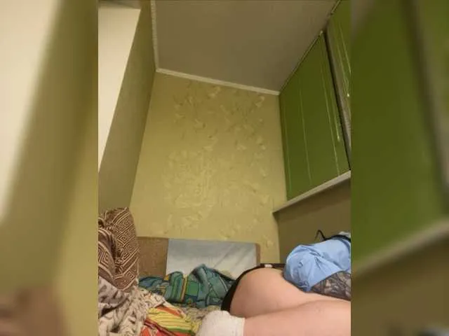 Live sex webcam photo for pe4enka10 #276965908