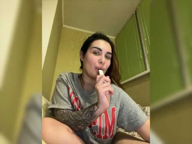 Live sex webcam photo for pe4enka10 #277062342