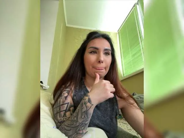 Live sex webcam photo for pe4enka10 #277064761