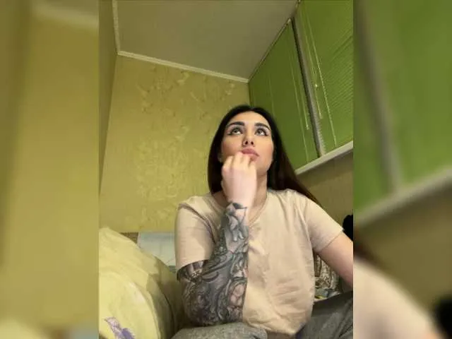 Live sex webcam photo for pe4enka10 #277065835