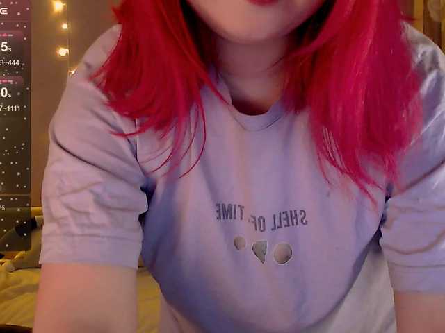 Live sex webcam photo for peach-girl #291686946