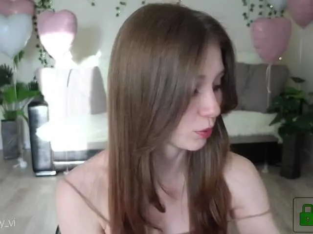 Live sex webcam photo for peachwinne #290765179