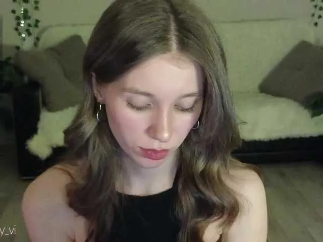 Live sex webcam photo for peachwinne #290849276