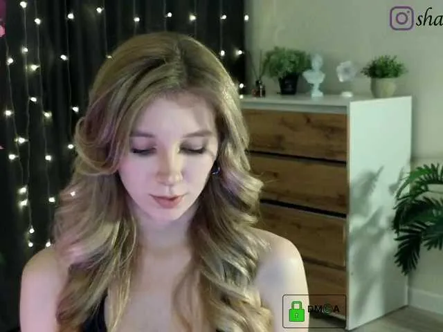 Live sex webcam photo for peachwinne #291140493