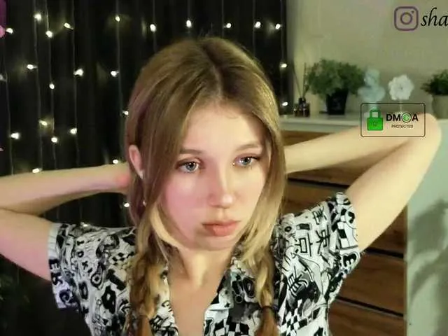Live sex webcam photo for peachwinne #291155025