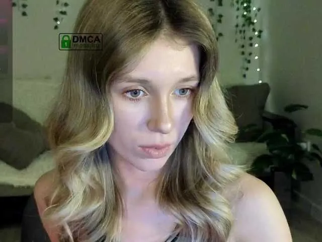 Live sex webcam photo for peachwinne #291240919