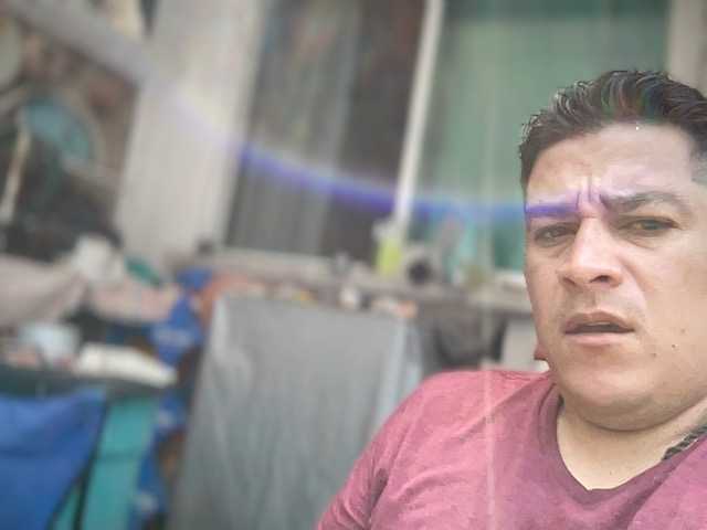 Live sex webcam photo for pecatto #277759088