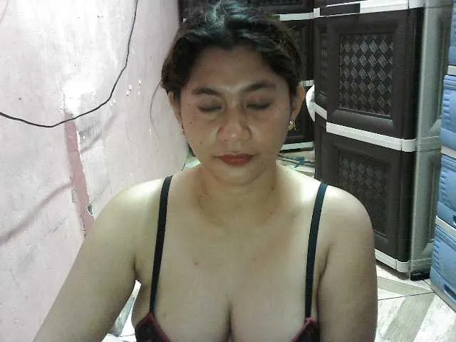 Live sex webcam photo for peenastyfame #290949151