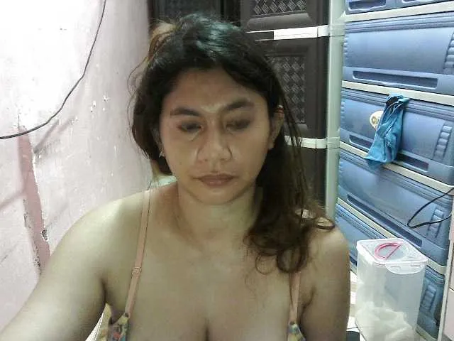 Live sex webcam photo for peenastyfame #292079588