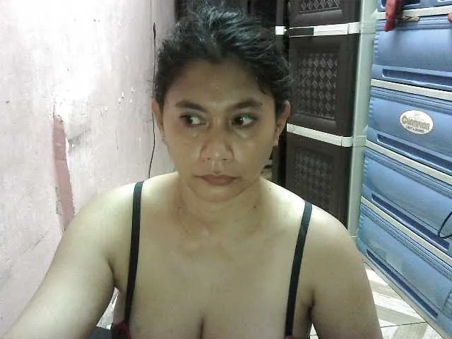 Live sex webcam photo for peenastyfame #292111039