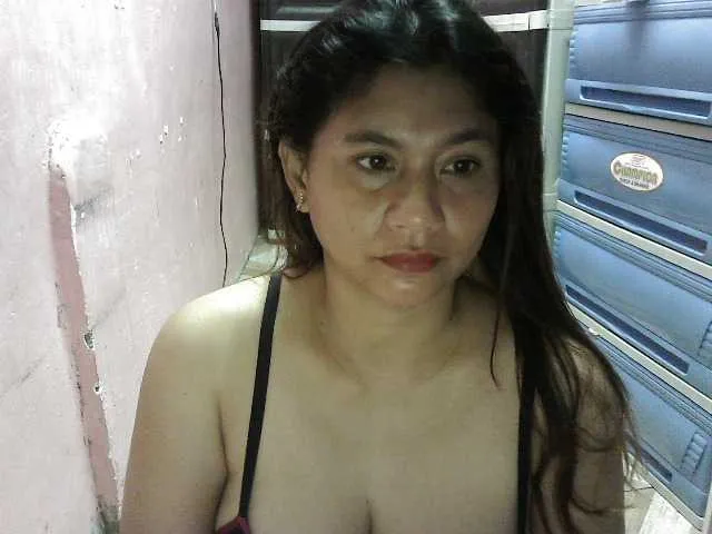 Live sex webcam photo for peenastyfame #292394336