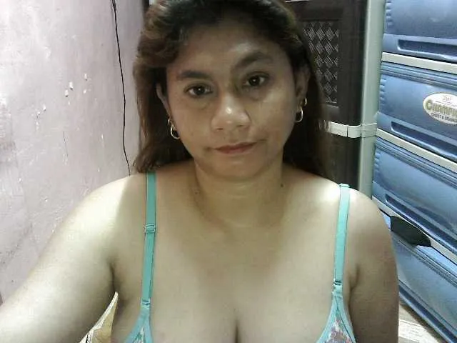 Live sex webcam photo for peenastyfame #293271877