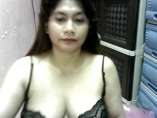 Live sex webcam photo for peenastyfame #294065461