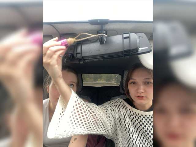 Live sex webcam photo for pempibembi #275950209